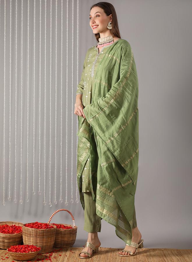 globus Women Green Ethnic Print Embroidered Straight Kurta with Pant and Dupatta Set - Image 1